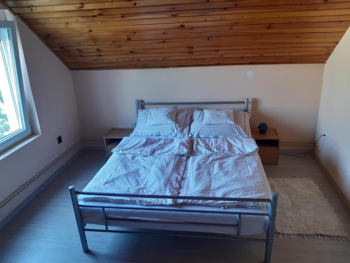 Toldi Apartman Hotel Keszthely Buitenkant foto