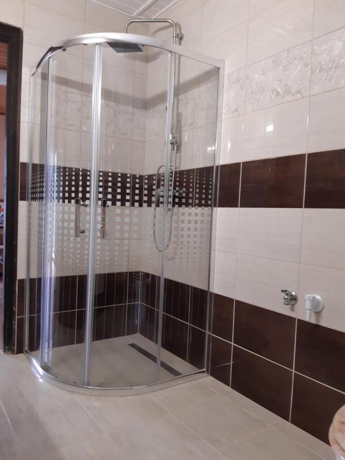 Toldi Apartman Hotel Keszthely Buitenkant foto